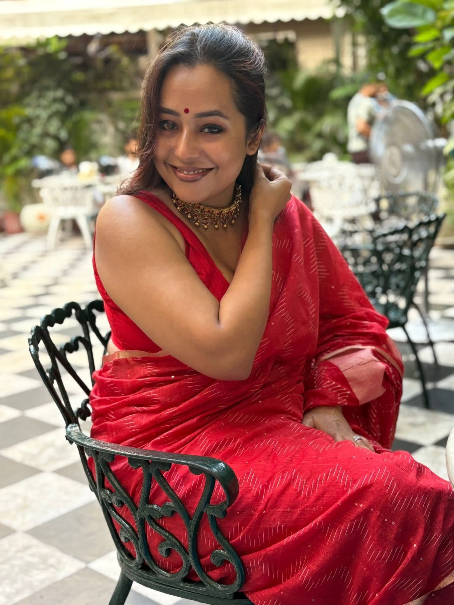 Elegant Indian ethnic fashion